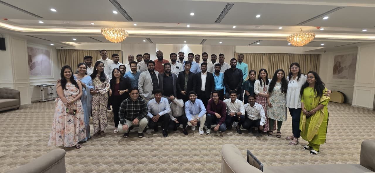 Office & team moment 19