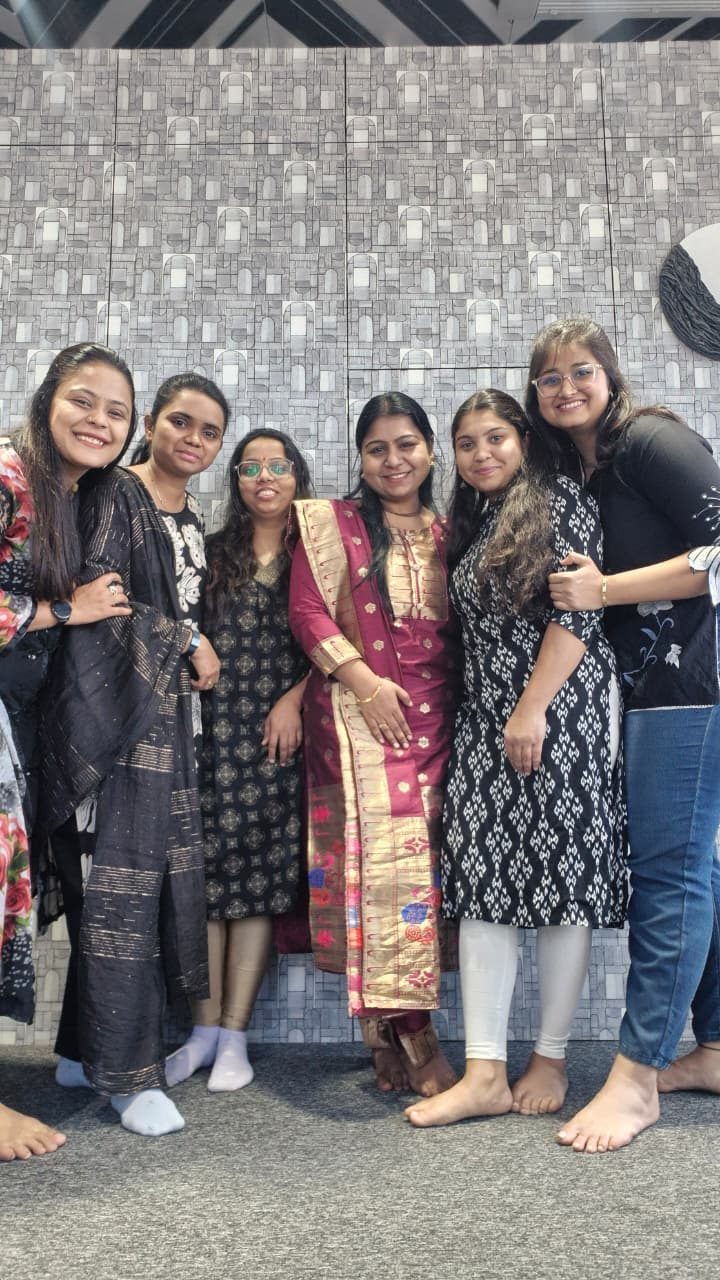 Office & team moment 48